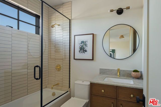 344 N Vista Street, Los Angeles, CA 90036