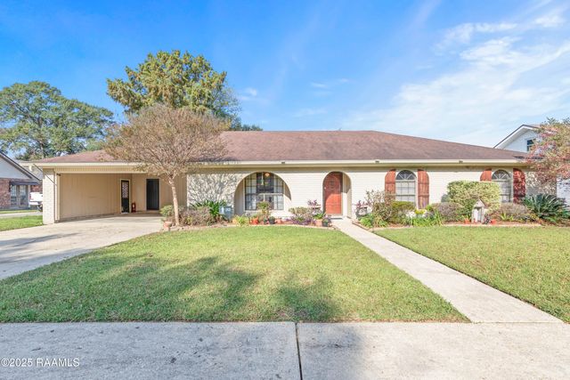104 Kent Circle, Lafayette, LA 70508