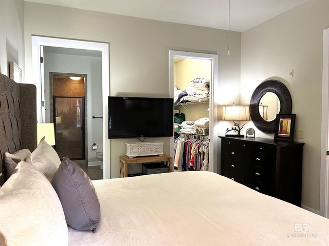 1430 Regency Road E102, Gulf Shores, AL 36542
