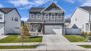 5147 N OAK CREEK DR, Eagle Mountain, UT 84005
