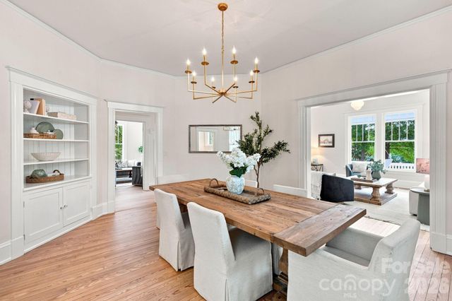 559 N Main Street, Davidson, NC 28036