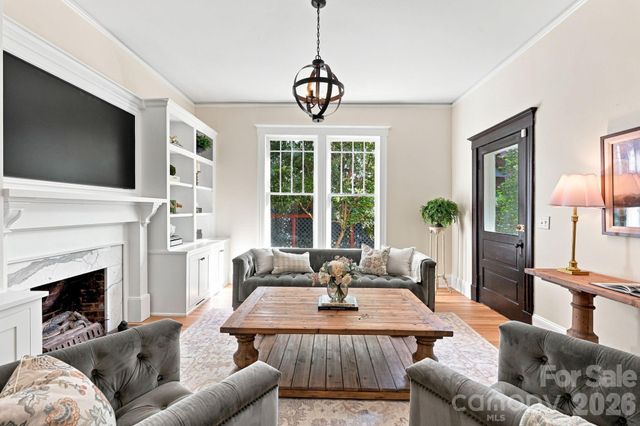 559 N Main Street, Davidson, NC 28036