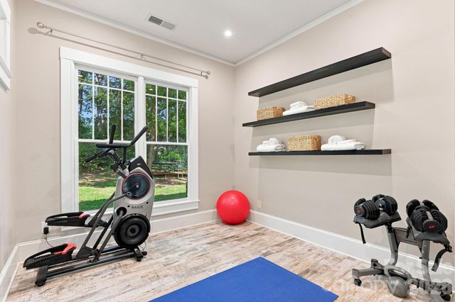 559 N Main Street, Davidson, NC 28036