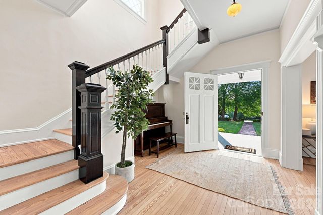 559 N Main Street, Davidson, NC 28036