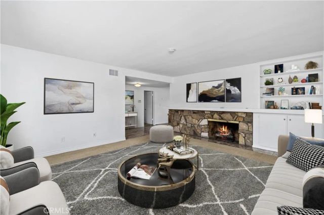 102 W Monterrey Drive, Claremont, CA 91711