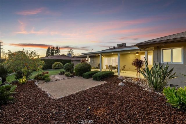 102 W Monterrey Drive, Claremont, CA 91711