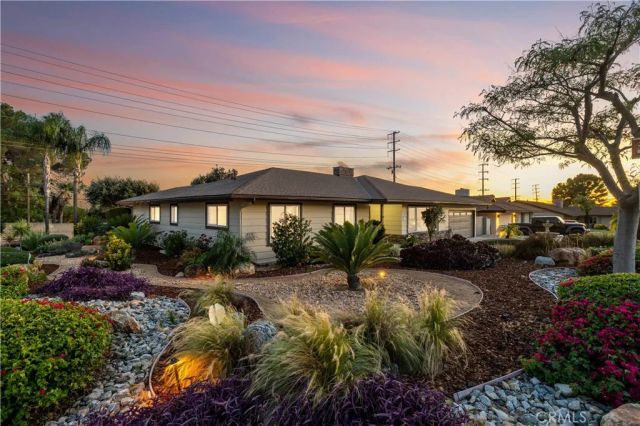 102 W Monterrey Drive, Claremont, CA 91711