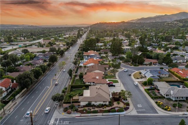 102 W Monterrey Drive, Claremont, CA 91711