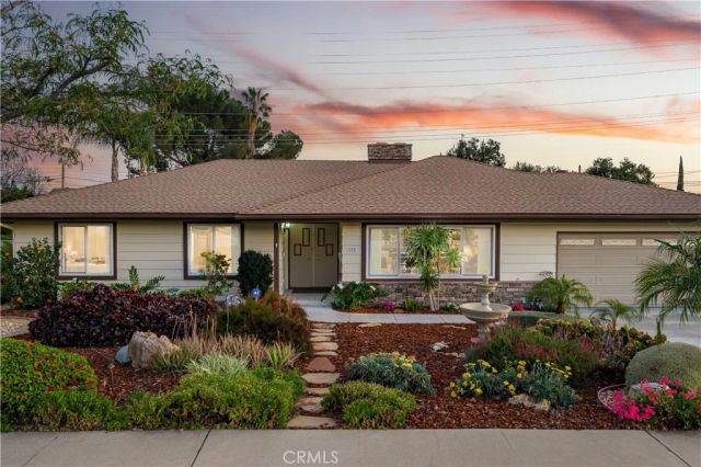 102 W Monterrey Drive, Claremont, CA 91711