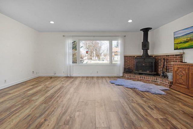 1521 Skinner DRIVE, Twin Lakes, WI 53181