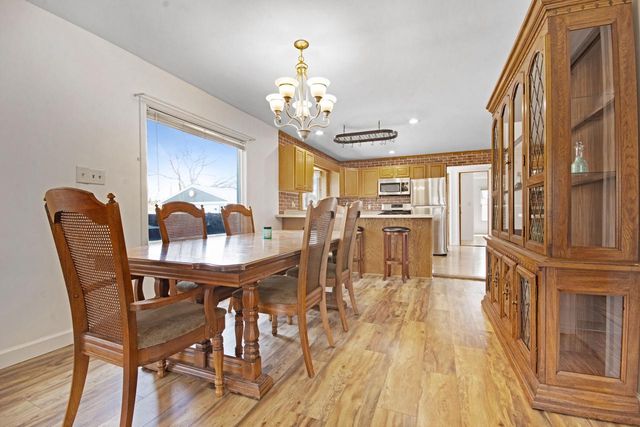 1521 Skinner DRIVE, Twin Lakes, WI 53181