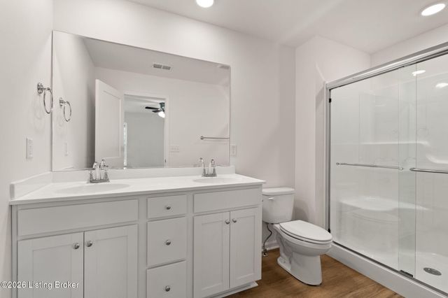 124 CORAL RIDGE Way, Hillview, KY 40229