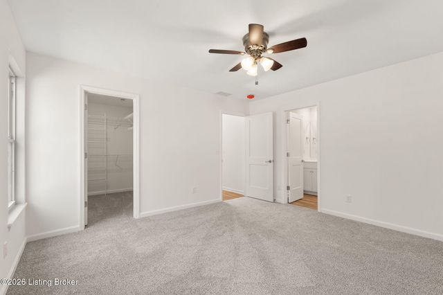 124 CORAL RIDGE Way, Hillview, KY 40229