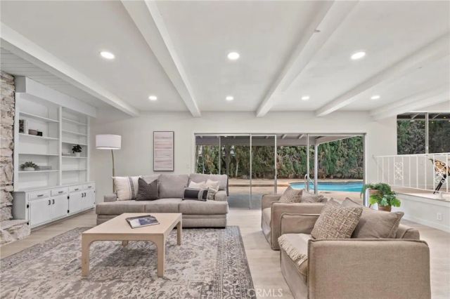 821 S Fairmont Way, Orange, CA 92869