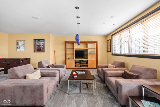 4328 Heyward Lane, Indianapolis, IN 46250