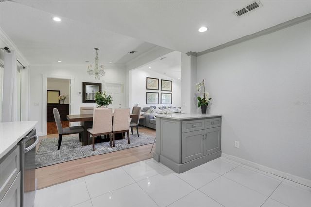 416 RIVERWOODS CIRCLE, Orlando, FL 32825