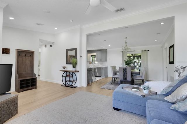 416 RIVERWOODS CIRCLE, Orlando, FL 32825