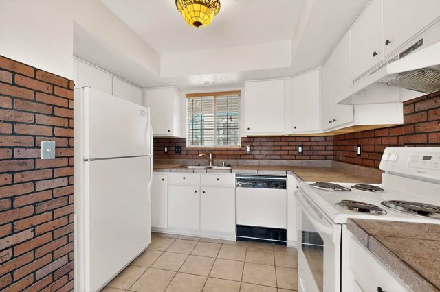 1793 Strawberry Drive NE, Rio Rancho, NM 87144