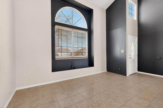 1793 Strawberry Drive NE, Rio Rancho, NM 87144