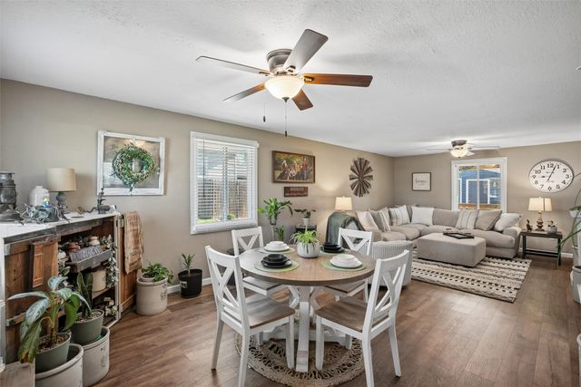 2445 NE 53rd Court, Des Moines, IA 50317