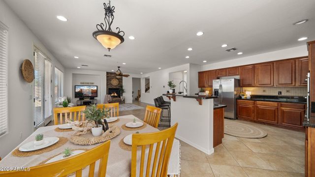 3854 E RAVENSWOOD Drive, Gilbert, AZ 85298