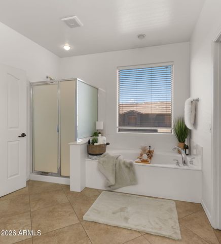 3854 E RAVENSWOOD Drive, Gilbert, AZ 85298