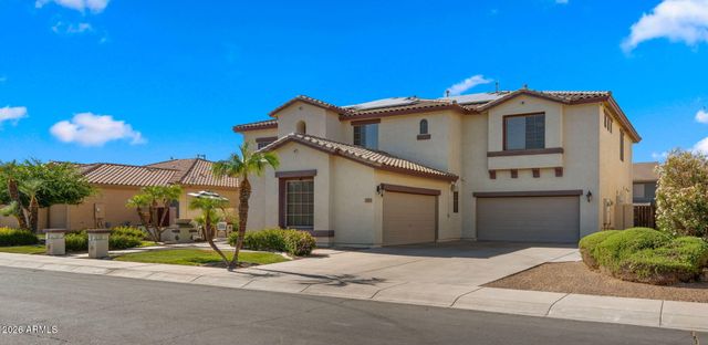 3854 E RAVENSWOOD Drive, Gilbert, AZ 85298