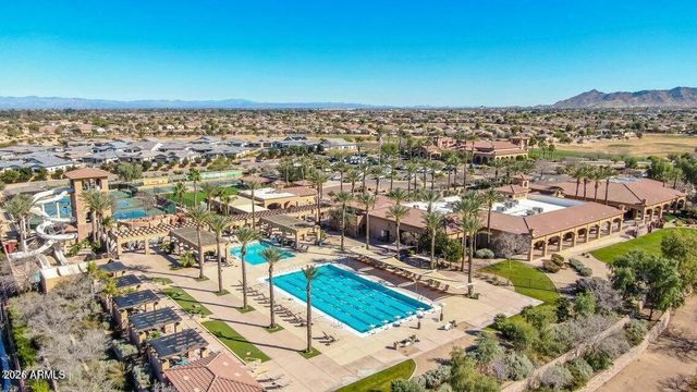 3854 E RAVENSWOOD Drive, Gilbert, AZ 85298
