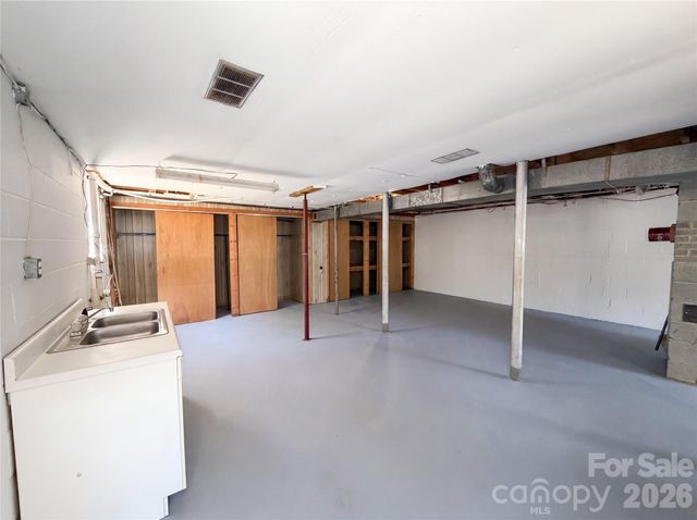 2431 Lynn Drive, Gastonia, NC 28054
