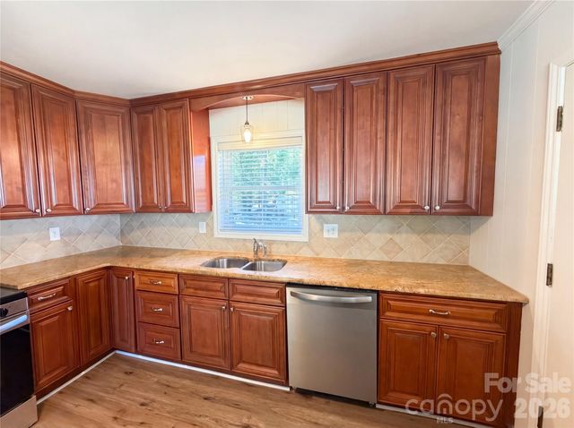 2431 Lynn Drive, Gastonia, NC 28054