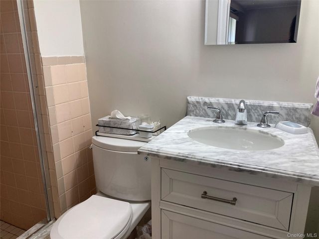 16 Upper Drive, Huntington, NY 11743