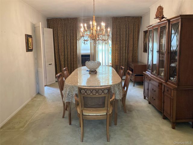16 Upper Drive, Huntington, NY 11743