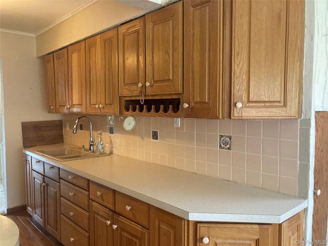 16 Upper Drive, Huntington, NY 11743