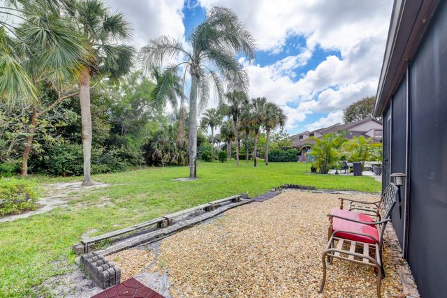 4666 S Fountains Drive S 124, Lake Worth, FL 33467