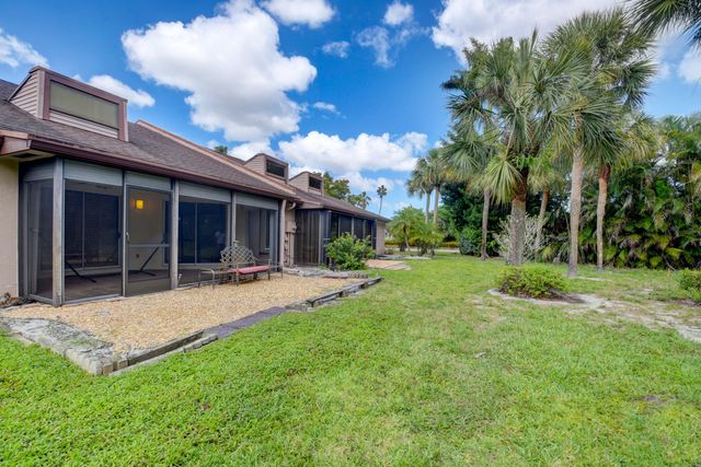4666 S Fountains Drive S 124, Lake Worth, FL 33467