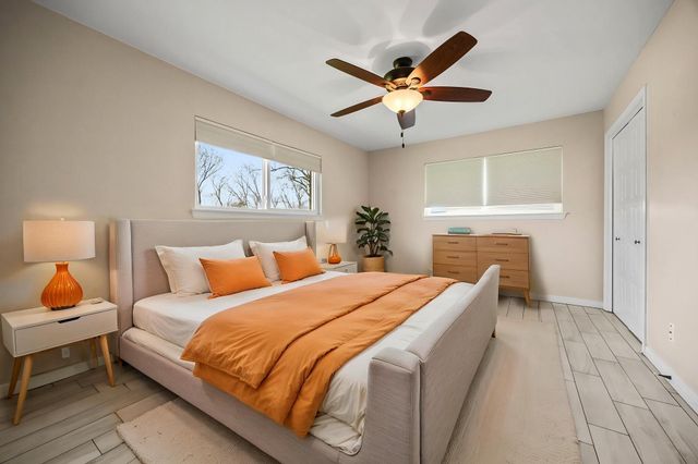 2601 Lazy Bend Street, Pearland, TX 77581