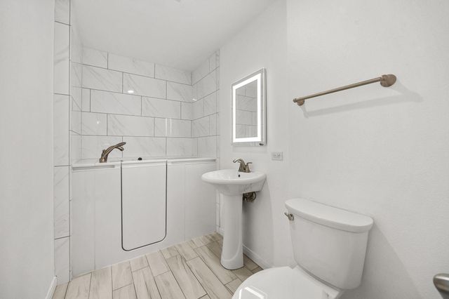 2601 Lazy Bend Street, Pearland, TX 77581