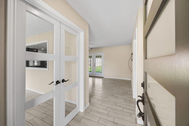 2601 Lazy Bend Street, Pearland, TX 77581