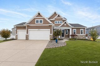 3857 Winsome Drive, Georgetown Twp, MI 49426