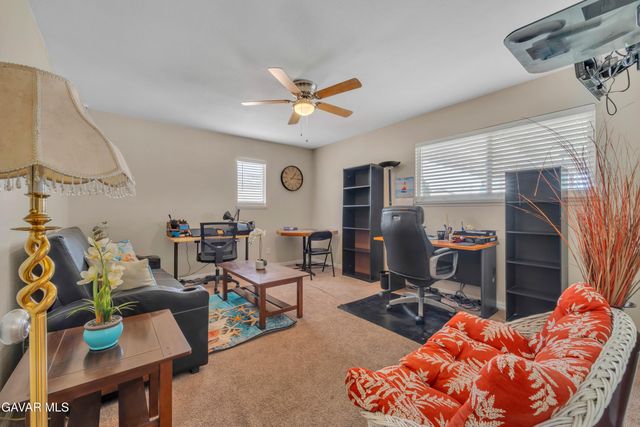 43318 Fenner Avenue, Lancaster, CA 93536