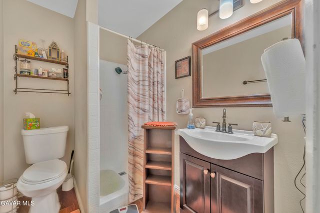 43318 Fenner Avenue, Lancaster, CA 93536