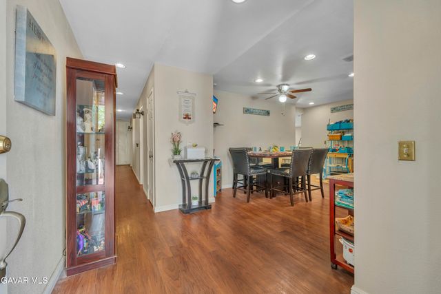 43318 Fenner Avenue, Lancaster, CA 93536