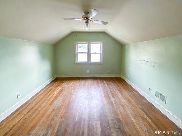 277 Nichols Avenue, Stratford, CT 06614
