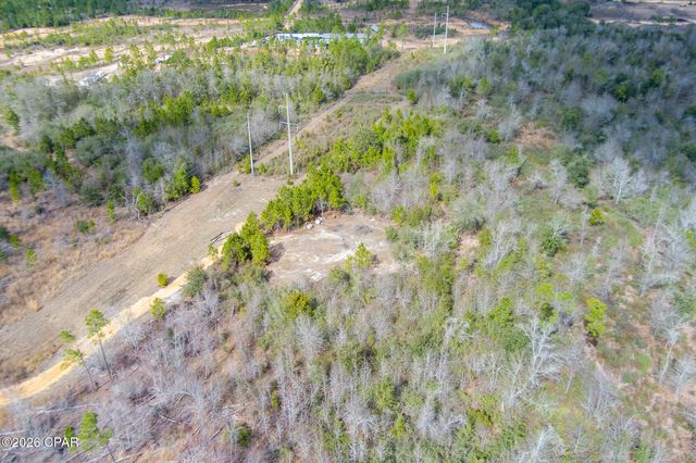 8450 Kiwi Lane, Youngstown, FL 32466