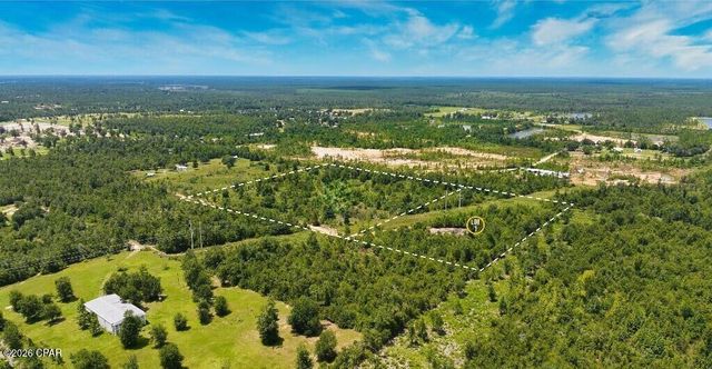 8450 Kiwi Lane, Youngstown, FL 32466