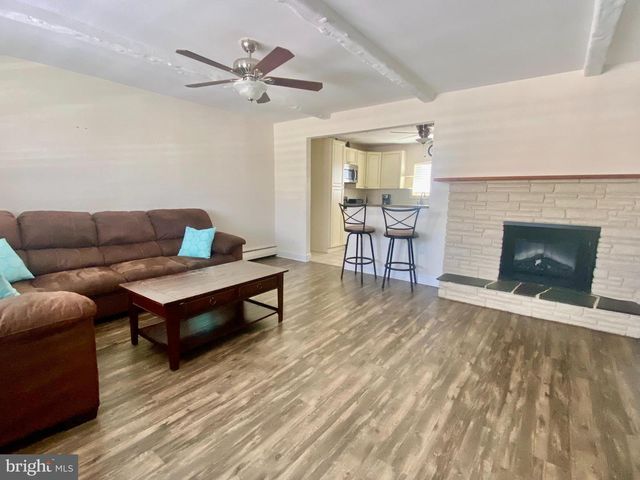 1306 BAYSHORE AVE, Brigantine, NJ 08203