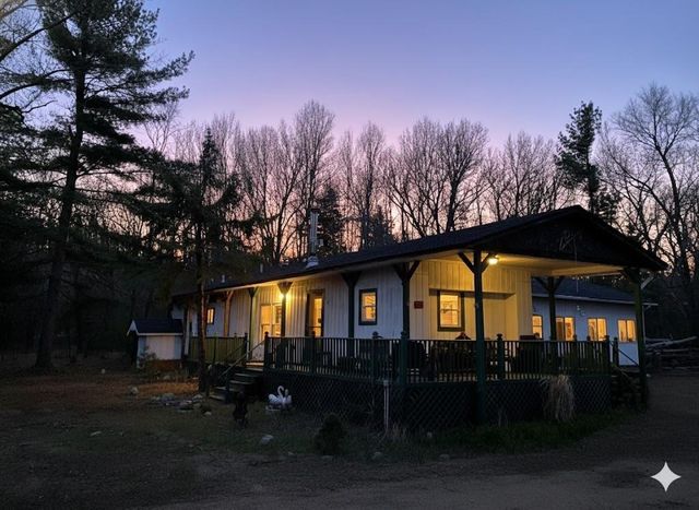 1142 Fawn Court, Grand Marsh, WI 53936