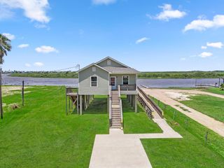 1656 County Road 616, Sargent, TX 77414