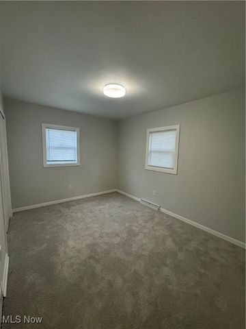 2972 N Turkeyfoot Road, Akron, OH 44319