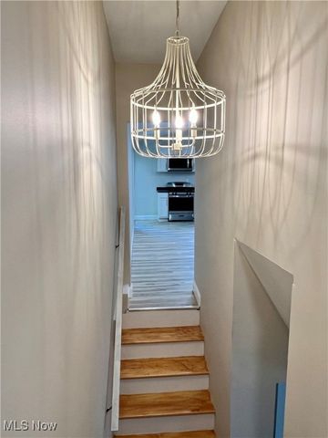 2972 N Turkeyfoot Road, Akron, OH 44319